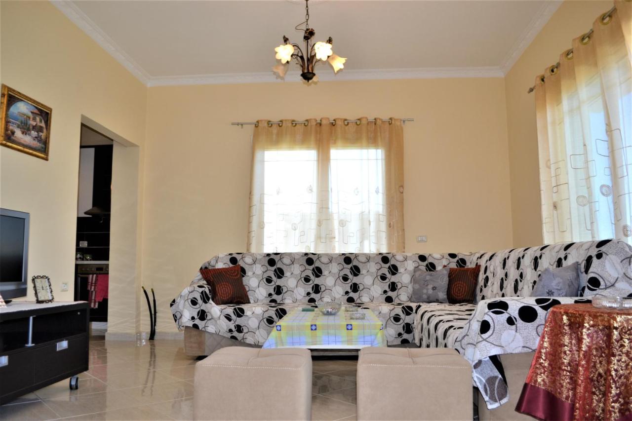 Villa Iremia Family Holidays Vlorë 外观 照片