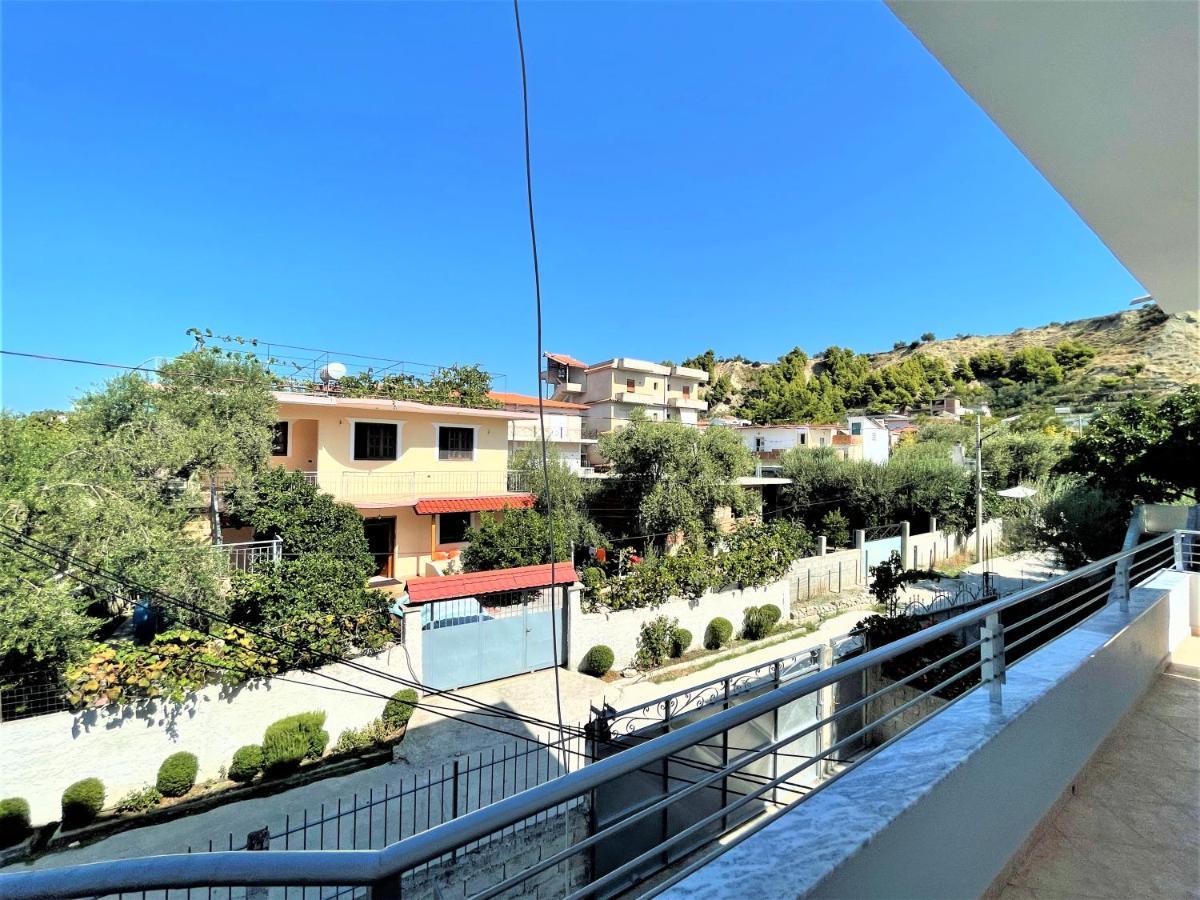 Villa Iremia Family Holidays Vlorë 外观 照片